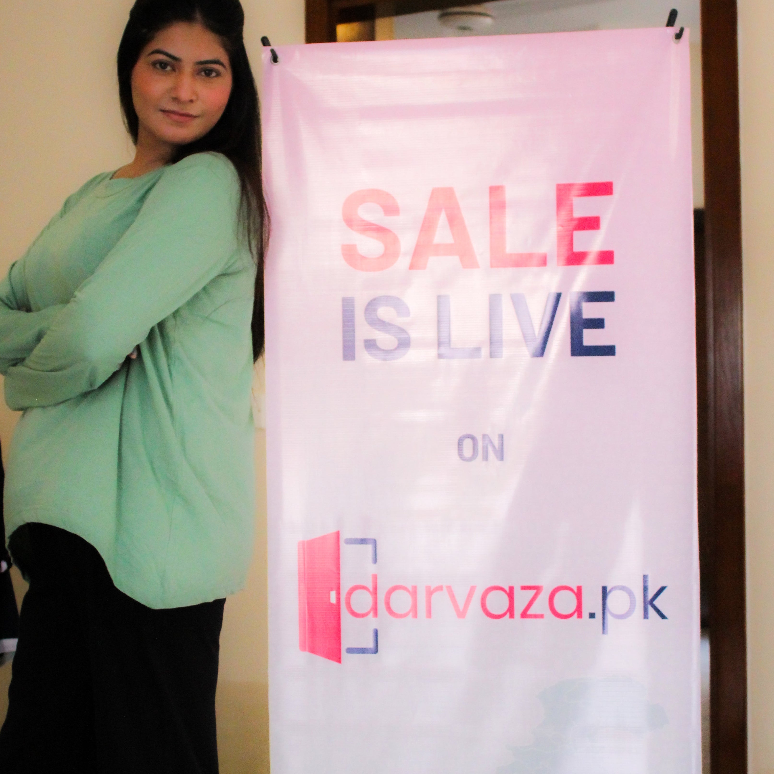 Helnay T-Shirt with Black Pajama