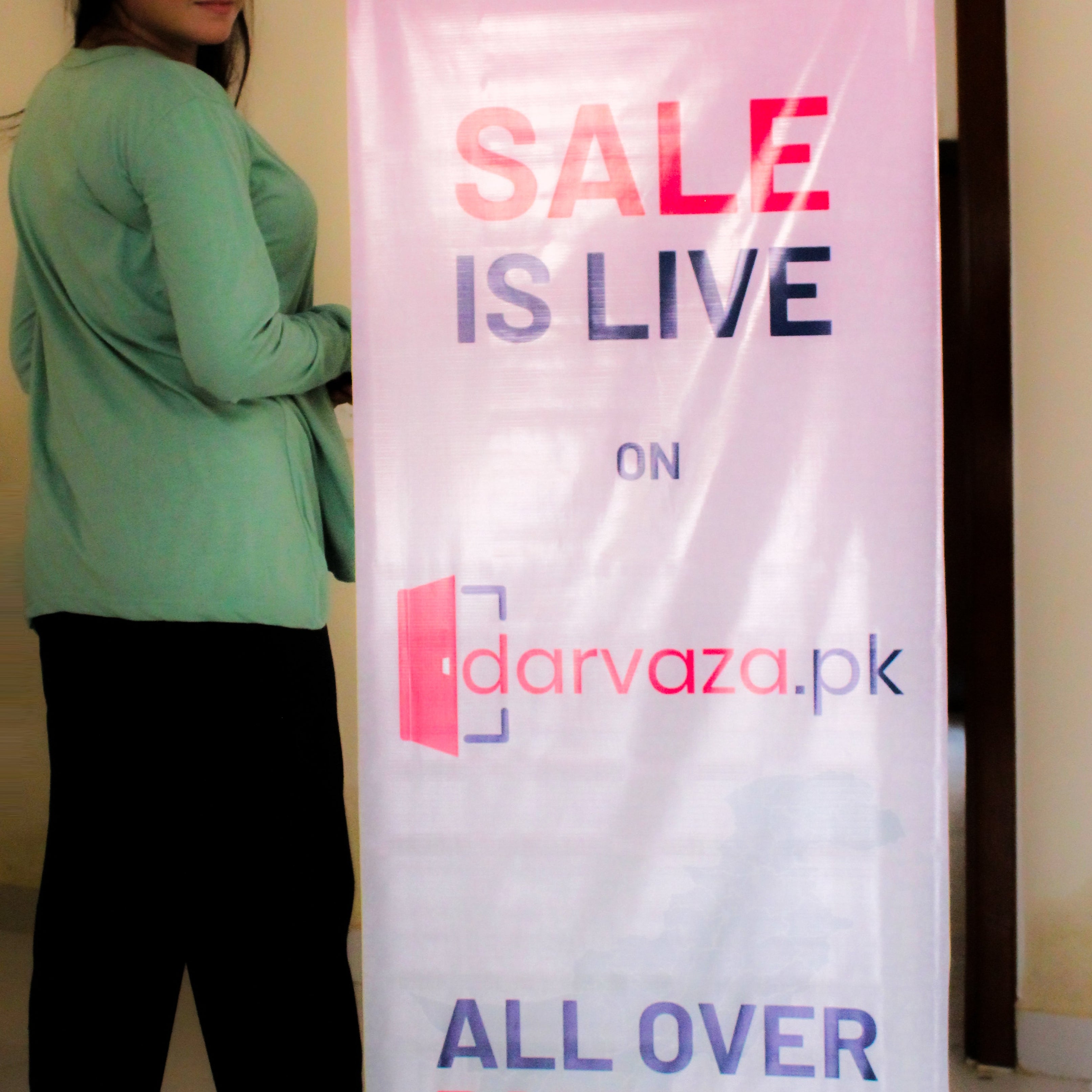 Helnay T-Shirt with Black Pajama