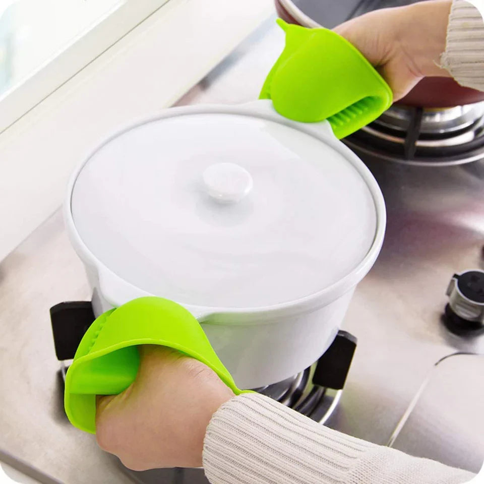 Heat-Resistant Silicone Pot Holder Pair