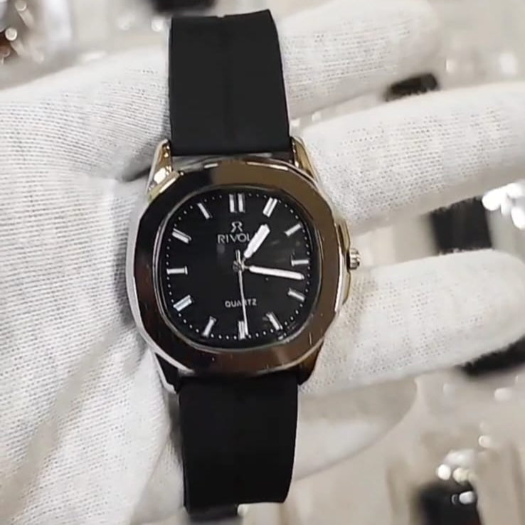 Men’s Luxury Revol Watch (Random Dial)