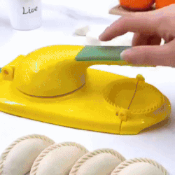 Portable 2 in 1 Samosa and Dumpling Maker for Kids Adult Use